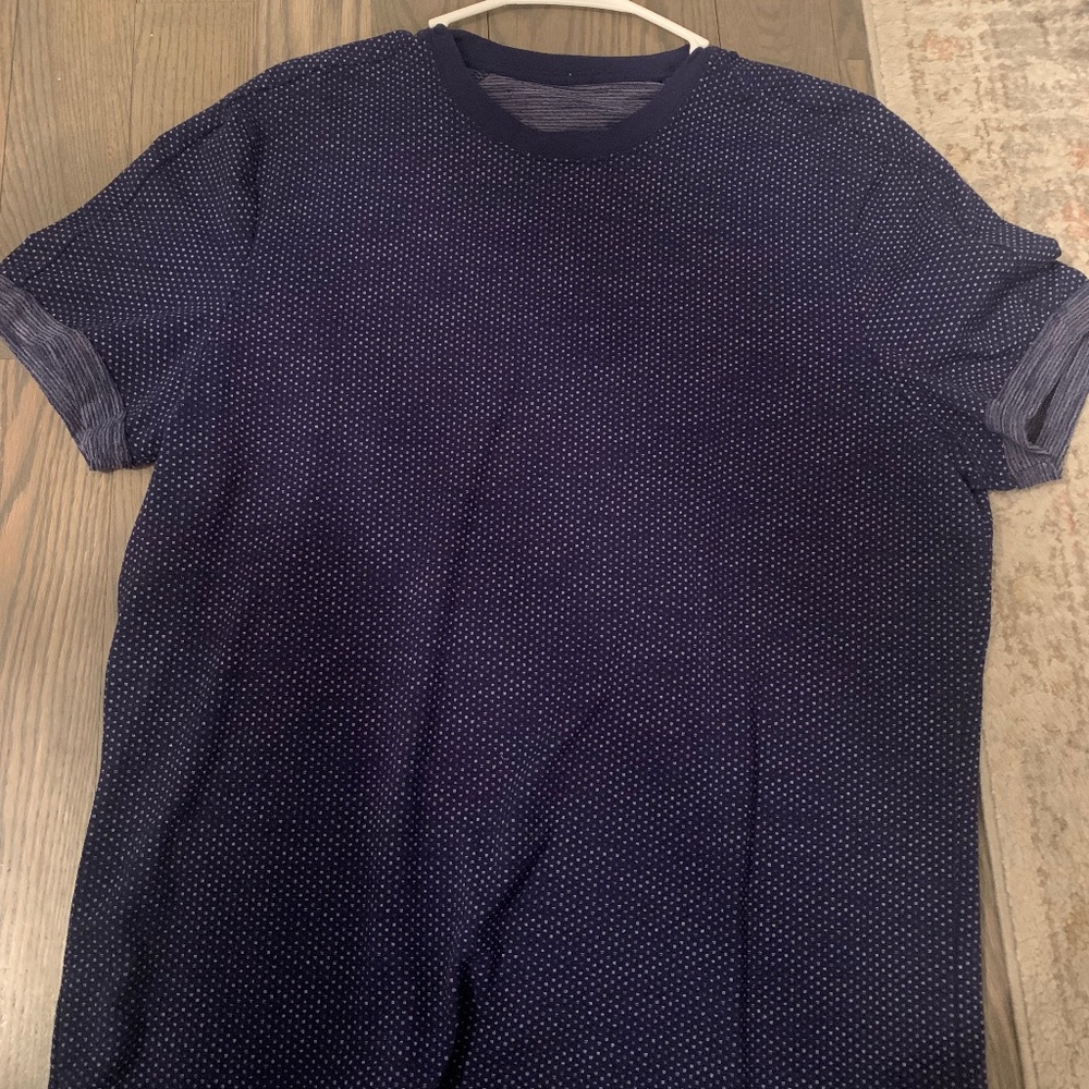 Mens Lululemon TShirt Size Medium